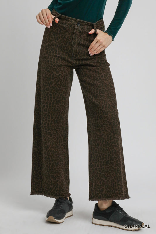 Leopard Print Non- Stretch Wide-Leg Jeans