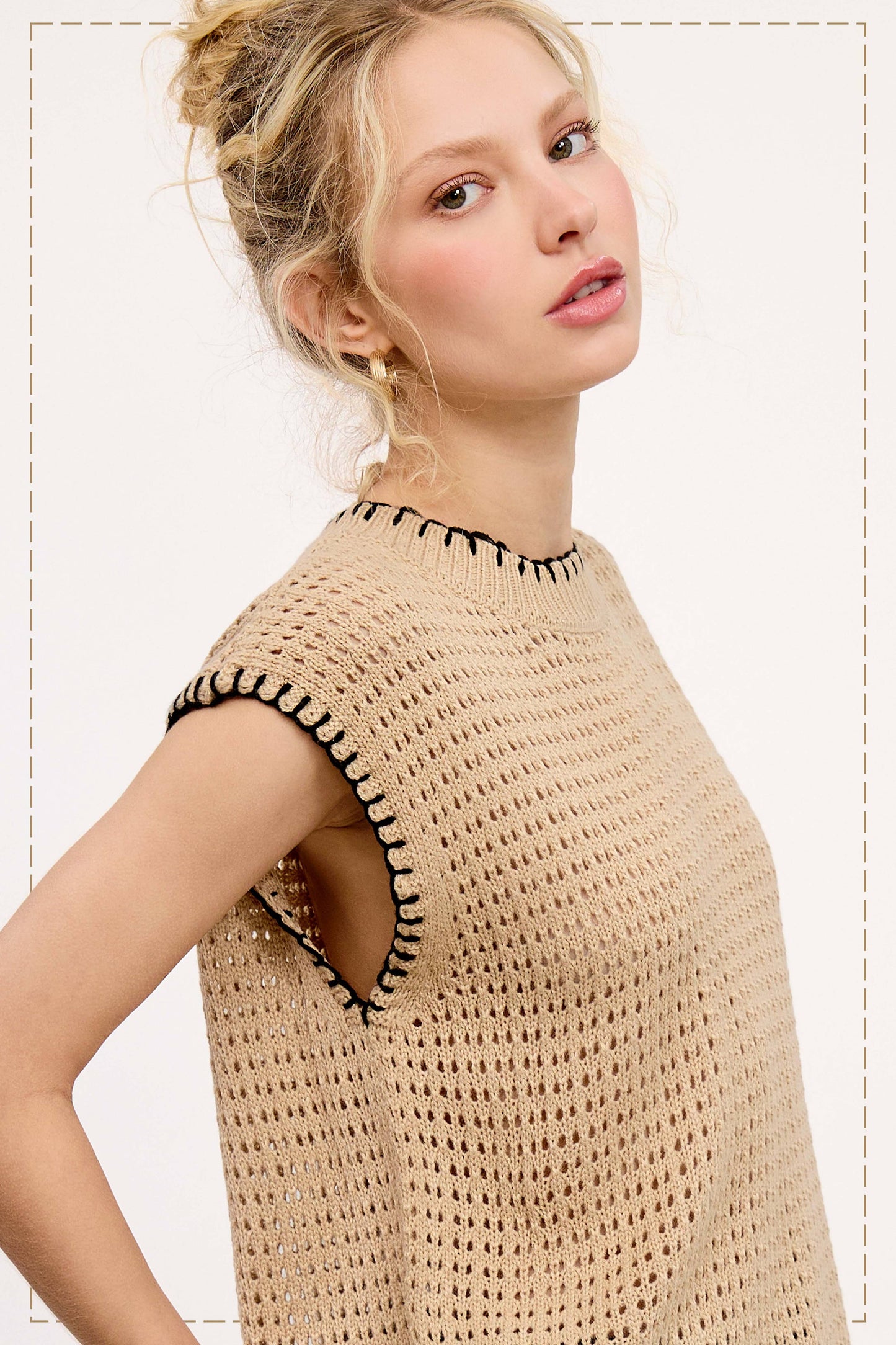 MDS3597-Crochet Knit Stitching Detailed Sleeveless Top