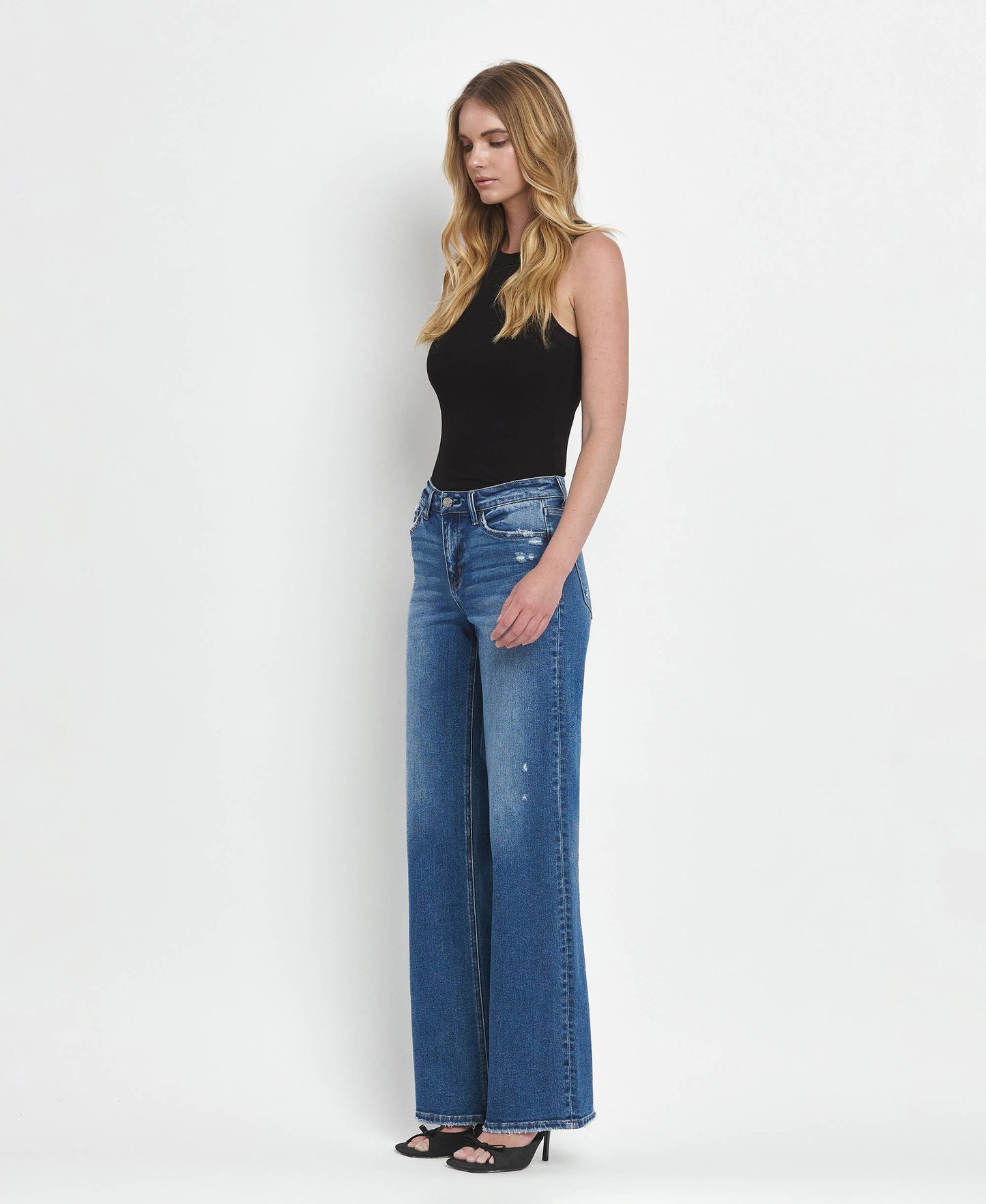 MID RISE FULL LENGTH WIDE LEG JEANS