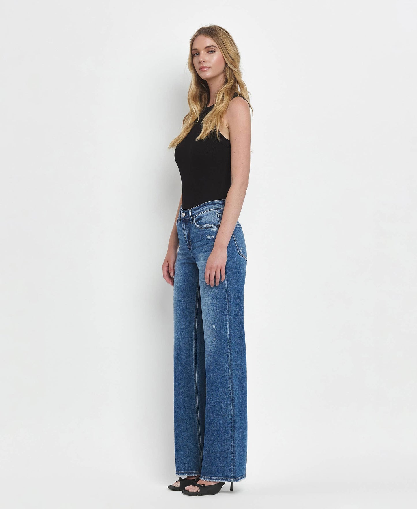 MID RISE FULL LENGTH WIDE LEG JEANS