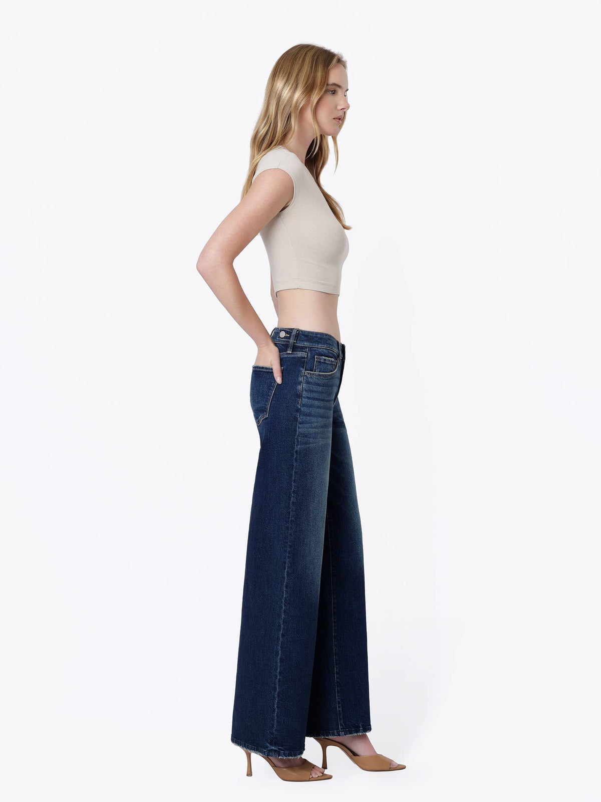 LOW RISE CINCH WAIST DARK WASH TINTED WIDE JEANS