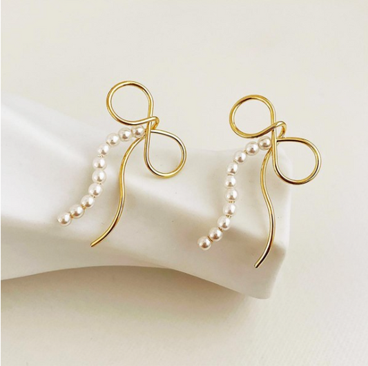 Pearl Accent Bow Earrings