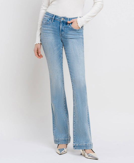 MID RISE BOOTCUT JEANS