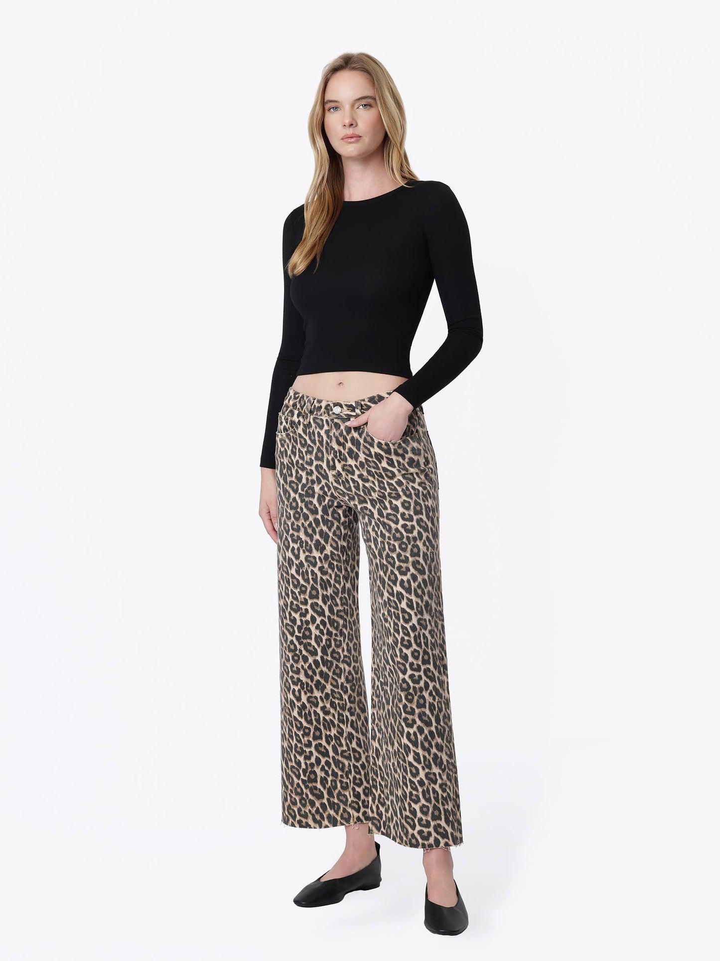 HIGH RISE ANIMAL PRINT CROP WIDE LEG JEANS T5894LPD