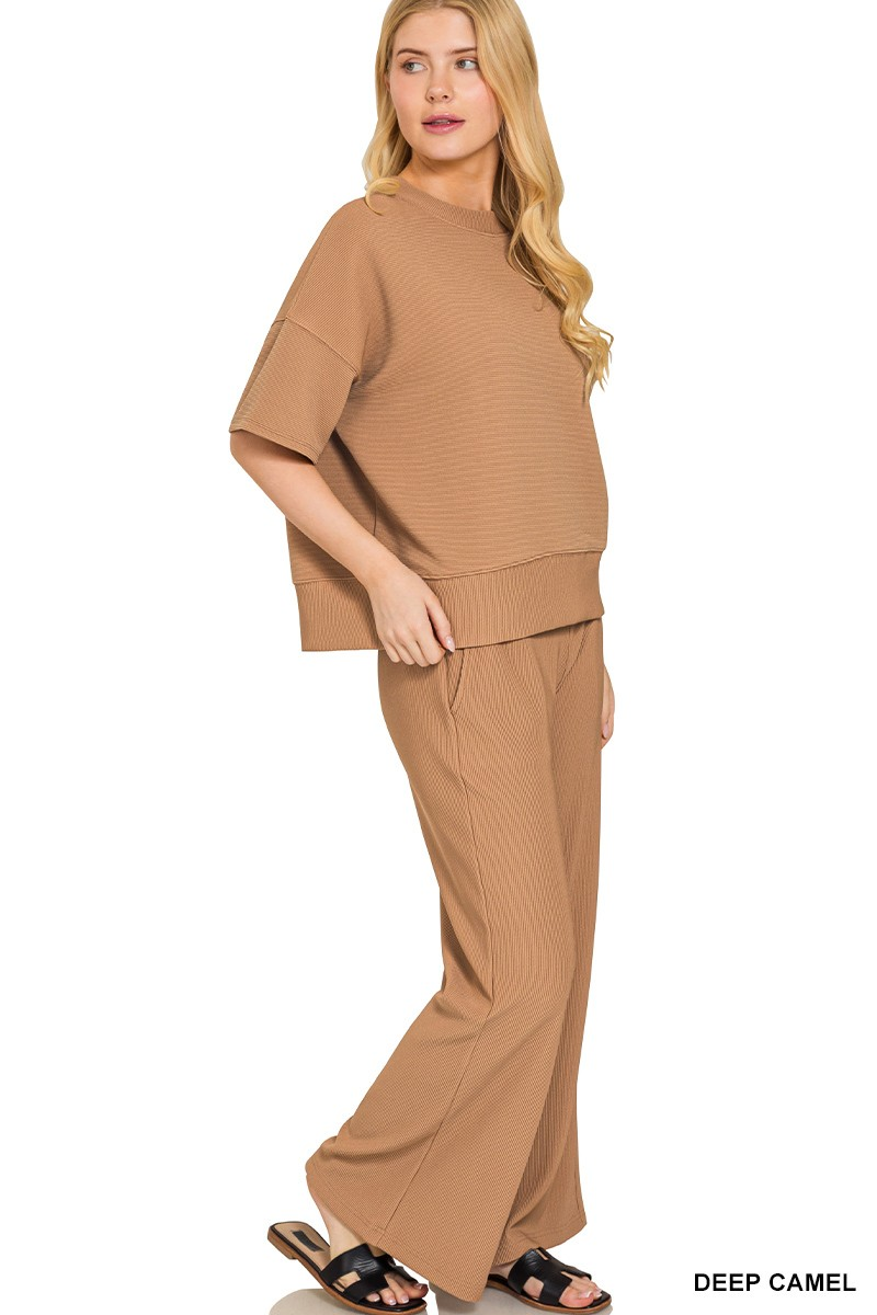 Ribbed round neck tee & pants set