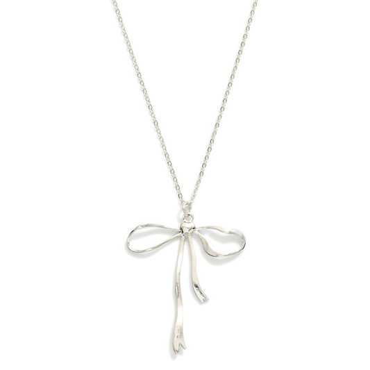 Chain Link Necklace Featuring Metal Bow Pendant